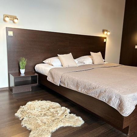 Ar Golden House Hotell Košice Eksteriør bilde