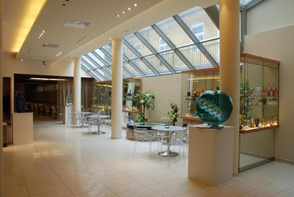 Ar Golden House Hotell Košice Eksteriør bilde