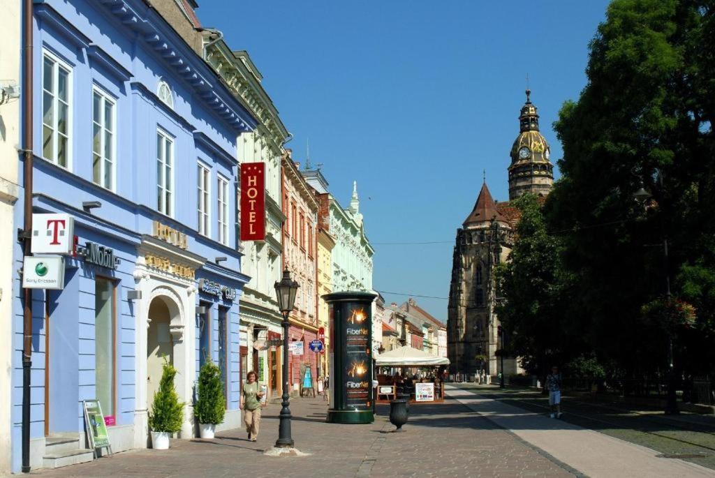 Ar Golden House Hotell Košice Eksteriør bilde