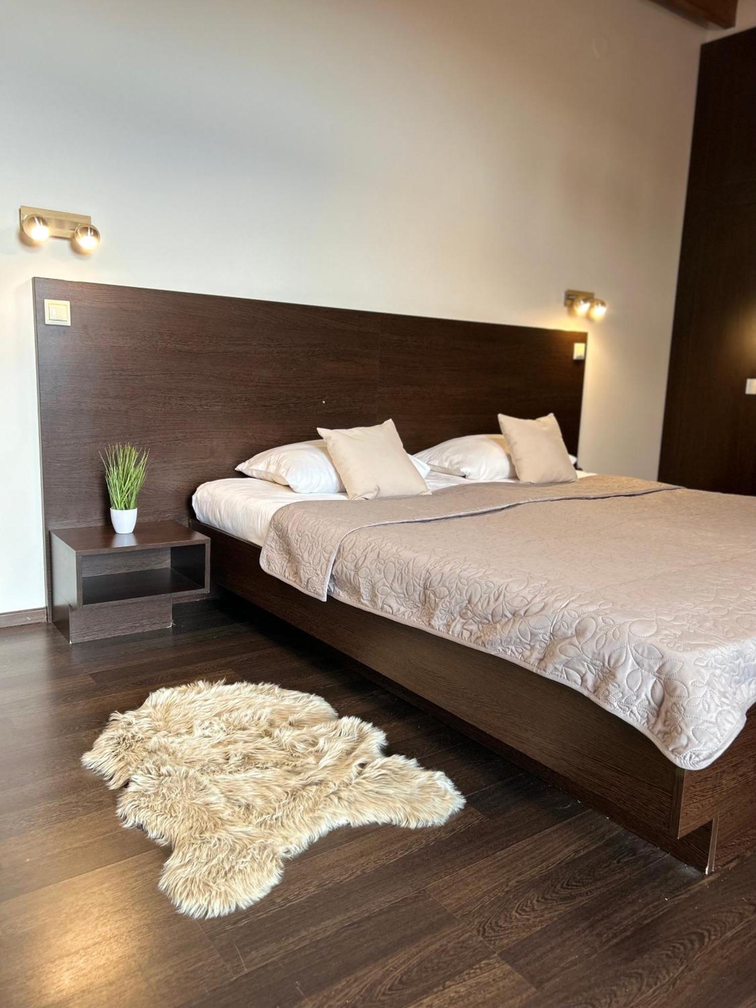 Ar Golden House Hotell Košice Eksteriør bilde