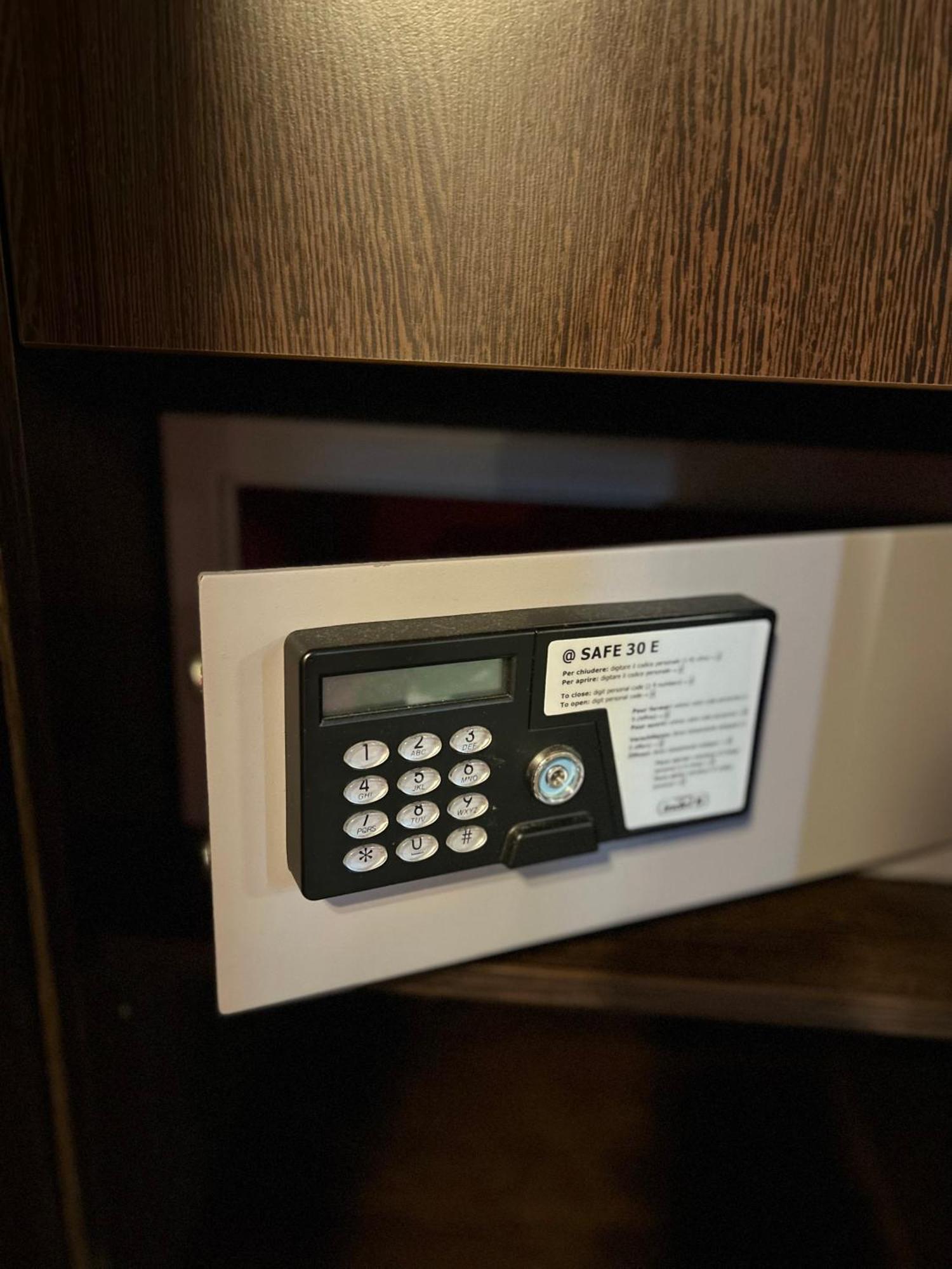 Ar Golden House Hotell Košice Eksteriør bilde