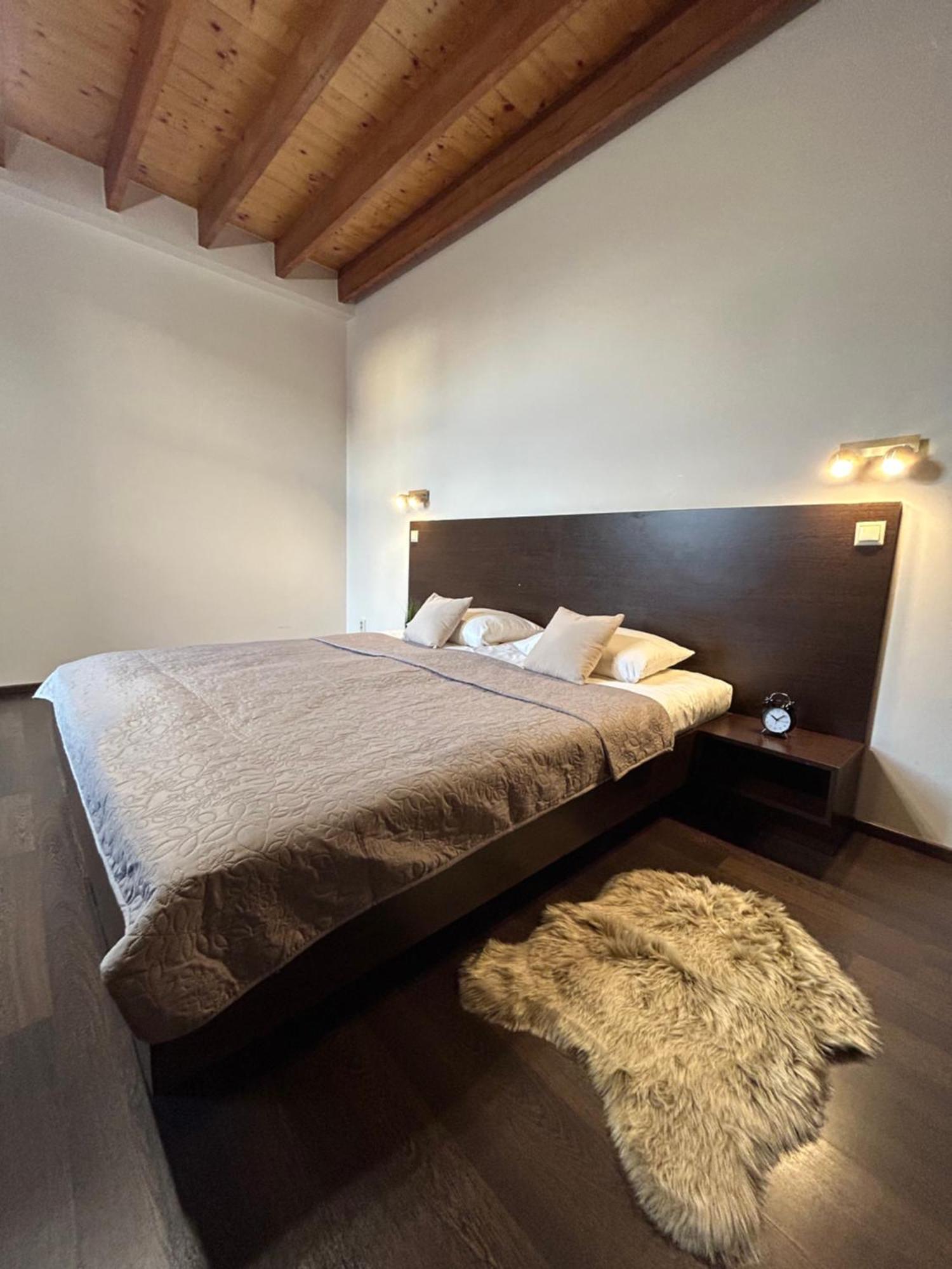 Ar Golden House Hotell Košice Eksteriør bilde